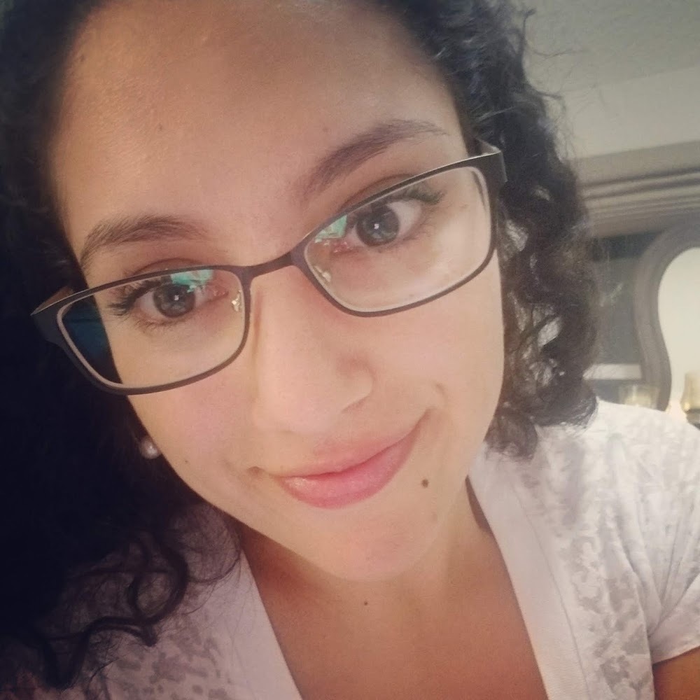 Meet your Posher, Stephanie
